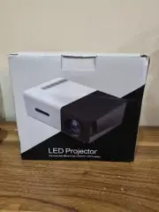 LED Mini Projector Portable 1080P, Home Theater Cinema, Multi Media, New