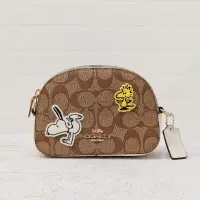 在飛比找蝦皮購物優惠-九成新 Coach x Peanuts 史努比 snoopy