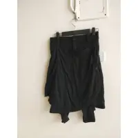 在飛比找蝦皮購物優惠-日系 瑪之蜜 Matsumi 黑色造型七分褲 褲裙 二手