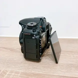 ( Nikon 中階機皇等級 ) Nikon D7500 二手相機 數位單眼相機 單反 鏡頭可自由搭配