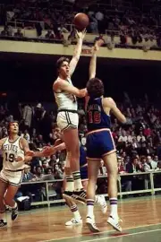 Dave Cowens Of The Boston Celtics Shoots 1974 OLD PHOTO