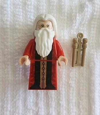 LEGO Albus Dumbledore Minifigure Red Robe White Hair hp525