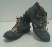 TMA EYES Women's Flat Printed Newspaper Leather Boots US Size 8.5