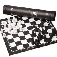 在飛比找樂天市場購物網優惠-象棋 西洋棋國際象棋黑白棋子成人高檔皮棋盤兒童學生chess