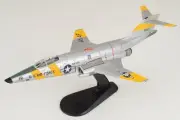 HA9304 Hobby Master RF-101C Voodoo 1/72 Model #56-0163 USAF 363rd TRW