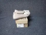 NEW Clarks Cloudsteppers Carly Hope Knit Bow Flats Stone Women's 6.5 (SS11)