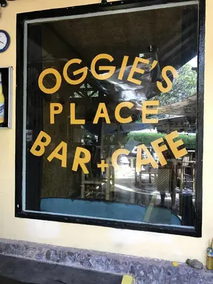 奧吉家酒吧和咖啡廳OGGIE'S PLACE BAR N CAFE