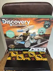 Discovery Kids Mindblown STEM 12-in-1 Solar Robot 190-Piece Creation Kit - NEW