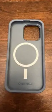 Iphone 14 Pro Otterbox Phone Case (no Box) NEW