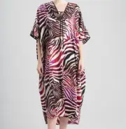 $198 S M Natori Magenta Black ZEBRA STRIPE KUMA Kaftan Silky Satin 52" Oversized