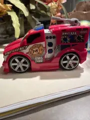 APM UNIT 333 PRESS N GO FIRE TRUCK ENGINE