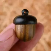 Solid Wood Medicine Pill Box Mini Sandalwood Rescue Pill Case Portable NEW.