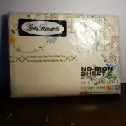 Vintage Lady Pepperell Yellow (With Design) No Iron Twin Flat Sheet. Free Ship
