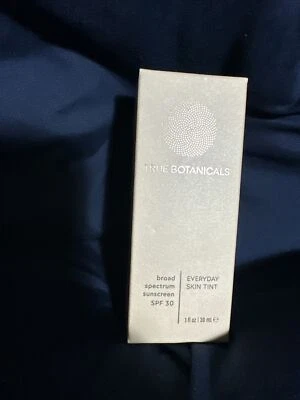 True Botanicals Tinted Sunscreen SPF 30 Broad Spectrum 1 FL OZ/ 30 ML 01