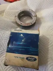NOS Ford Crankshaft Main Bearing Retainer 1960's D0TZ-6337-C C9TE-6337-C Oem
