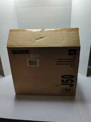 JBL J50 Bookshelf Speakers 8 Ohms, pair black New In Box Old Stock
