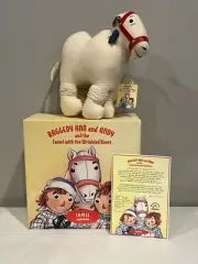 Applause Raggedy Ann & Andy & Camel with the Wrinkled Knees (11A)