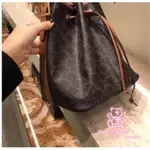 ELINE 191392 中款水桶包 SMALL DRAWSTRING BAG 容量比LV 比GUССI 大