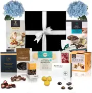 Luxury Australian Gourmet Snack Gift Hamper – Assorted Premium Chocolates, Co...