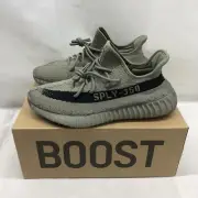 YEEZY BOOST 350 v2 mens size 10 1/2 granite black knit sneakers tennis shoes NEW