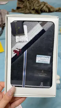 在飛比找Yahoo!奇摩拍賣優惠-浪凡 lanvin 絲巾手帕套盒