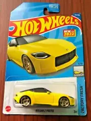 2022 Hot Wheels NISSAN Z PROTO #124/250 Factory Fresh 5/10 YELLOW