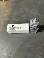 CARLO GAVAZZI PS21L-PS11PR-M00 Limit Switch NEW IN BOX (SP12)