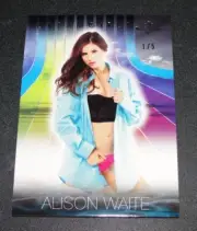 2017 Benchwarmer ALISON WAITE Dreamgirls #1 Green Foil Variant/5 PLAYBOY Sexy