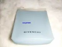 在飛比找Yahoo!奇摩拍賣優惠-全新Givenchy 紀梵希 水藍色束口袋