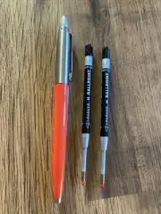 Parker JOTTER Ballpoint Pen,GLAM ROCK VERMILLION RED Barrel(1 PEN+2 BLACK REFILL