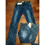 JEANS FOR MEN AND WOMEN