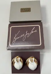 Vintage 1984 Avon Kenneth Jay Lane White Lucite Midnight Rose Earrings in Box