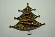 Premier Designs Christmas Tree Pin with Multicolor Crystals NEW IN BOX