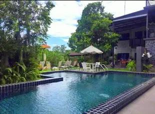 清邁88號廣場河畔豪華泳池別墅Riverside Luxury Pool Villa 88 Place Chiang Mai