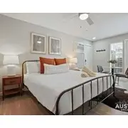 Explore Austin Life | Studio Near Guadalupe St