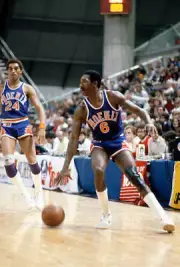 Walter Davis of the Phoenix Suns 1980s Basketball Photo 9