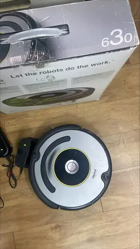 (二手主機保固半年) iRobot Roomba 630 (含新鎳氫電池，刷組，濾網)