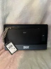 DKNY Black/w Gold Chain Zip Top Wristlet PU Leather NEW IN BOX WITH TAGS