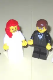 NEW LEGO WEDDING RED HAIR BRIDE AND BROWN HAIR GROOM WITH GLASSES, BLACK TUX