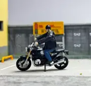 CM 1:64 Black R nineT Man Figure Sports Model Diecast Metal Motorcycle