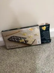 Ravioliera Ravioli Square Pasta Maker 24 Mold Metal /Mini Rolling Pin-Italy