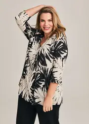 [TS] Taking Shape Piia Pleat Front Luna Top Size 16 in Black Palm Print - Plus Size Women's Clothing Black Palm Print