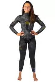 Waihana Women's Goliath Grouper Wetsuit