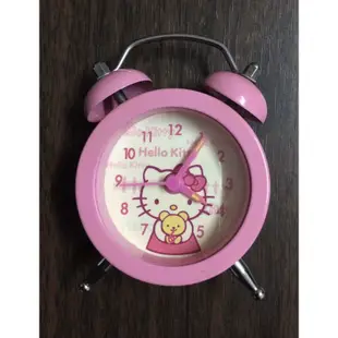 ⏰ 時鐘 鬧鐘 小鬧鐘 響鐘 粉紅色 凱蒂貓 HELLO KITTY 時間 桌上型 造型 可愛 擺飾 擺設