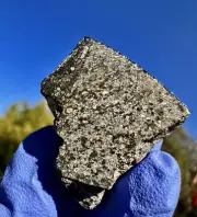 meteorite: Msied :: Weigh 24.567 Grams