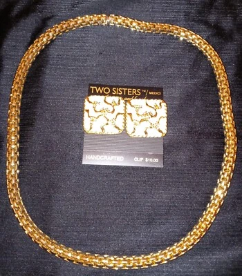NWT Vtg GoldTone Snap Closure Snake Necklace & Clip on Earrings by Two Sisters