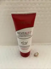 Loreal Revitalift Radiant Smoothing Cream Cleanser 2.5fl