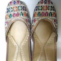 在飛比找蝦皮購物優惠-全新印度手工縫製鞋