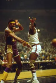 Wilt Chamberlain Of The Los Angeles Lakers 1972 OLD BASKETBALL PHOTO 3