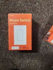 Wyze Switch 2.4 GHz WiFi Smart Light Switch Single-Pole Needs Neutral Wire Co.